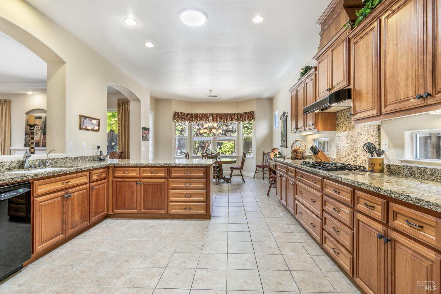 7536 Walnut Orchard Way Santa Rosa CA 95409