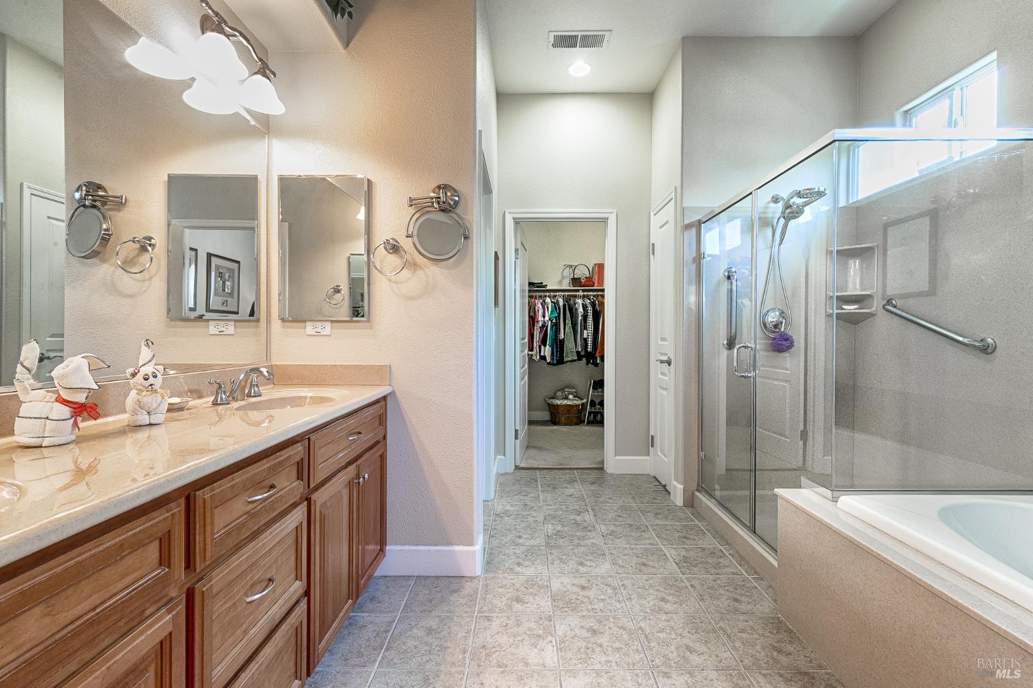7536 Walnut Orchard Way Santa Rosa CA 95409