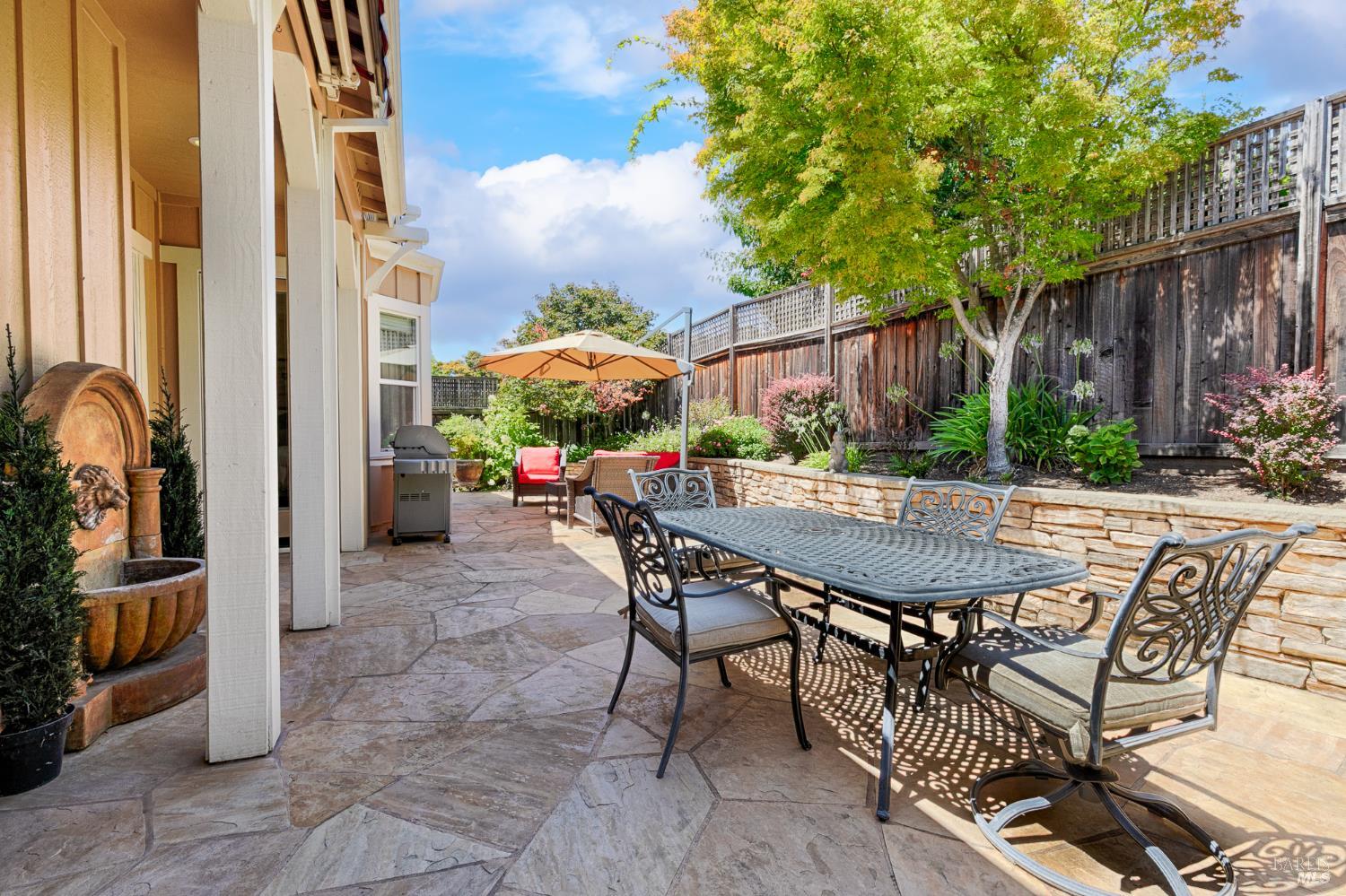 7536 Walnut Orchard Way Santa Rosa CA 95409