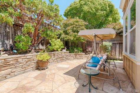 7536 Walnut Orchard Way Santa Rosa CA 95409