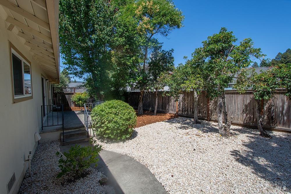 6356 San Francisco Court Rohnert Park CA 94928