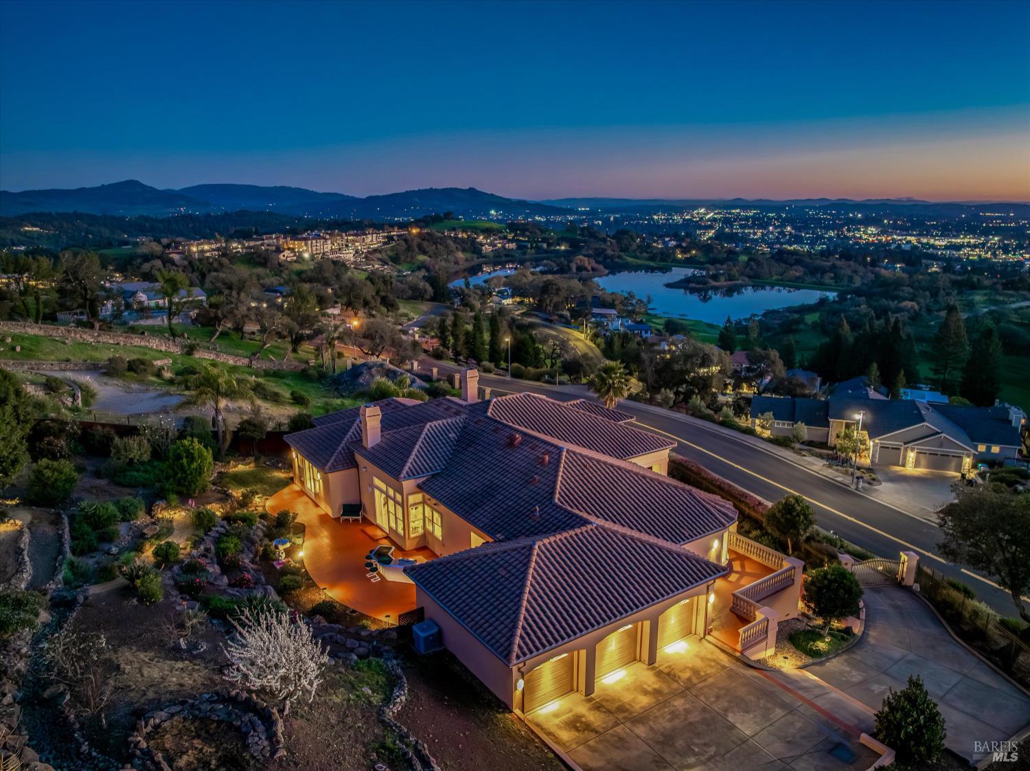 3729 Skyfarm Drive Santa Rosa CA 95403