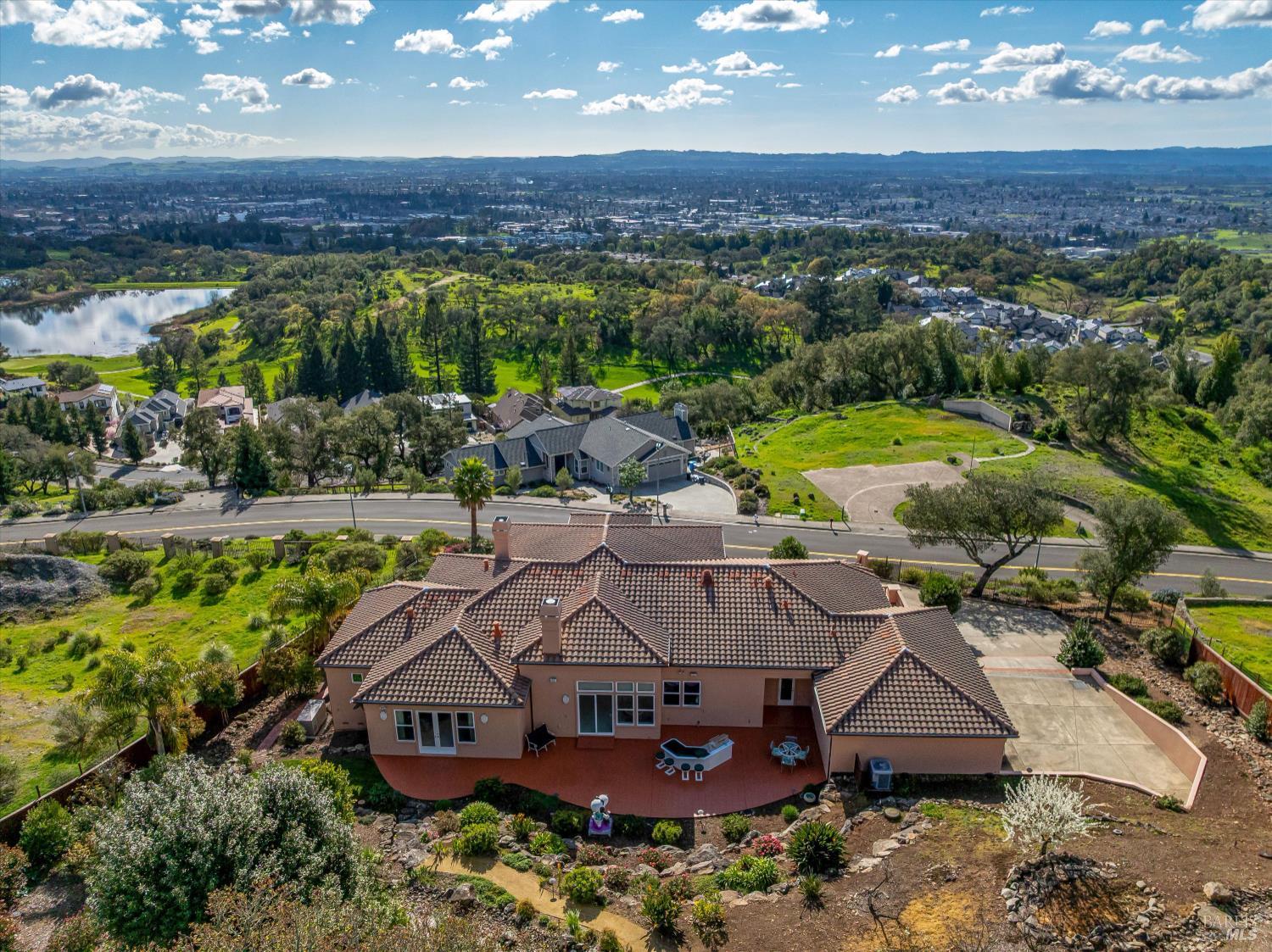 3729 Skyfarm Drive Santa Rosa CA 95403