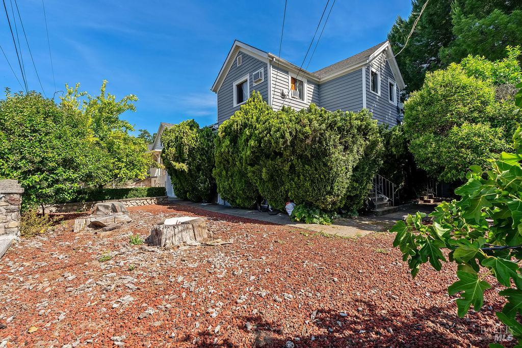1046 Pope Street St. Helena CA 94574