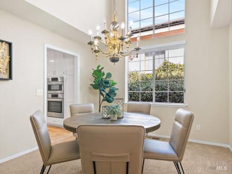 117 Nottingham Way Windsor CA 95492