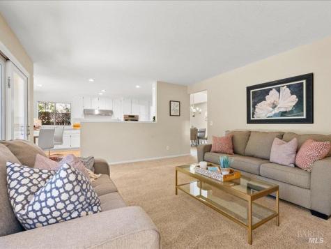117 Nottingham Way Windsor CA 95492
