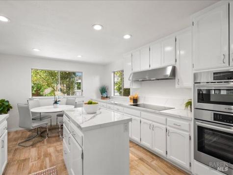 117 Nottingham Way Windsor CA 95492