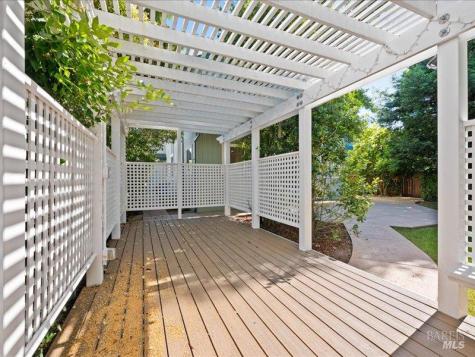 117 Nottingham Way Windsor CA 95492
