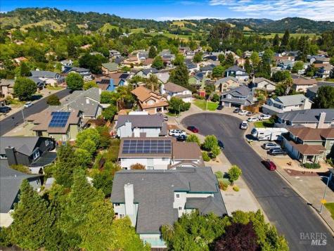 117 Nottingham Way Windsor CA 95492