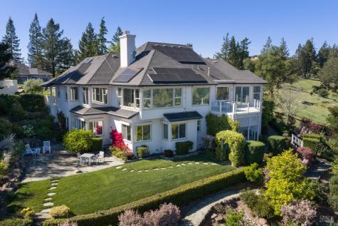 3682 Rocky Knoll Way Santa Rosa CA 95404
