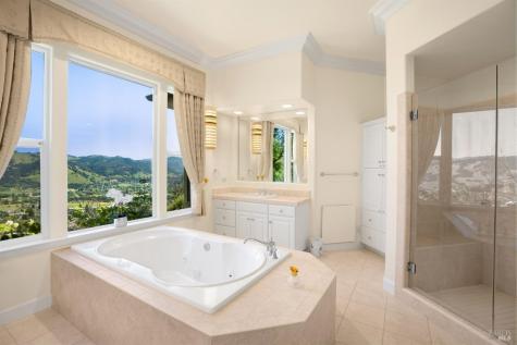 3682 Rocky Knoll Way Santa Rosa CA 95404