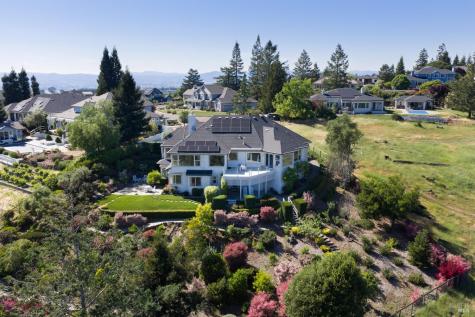 3682 Rocky Knoll Way Santa Rosa CA 95404