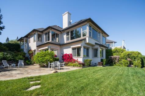 3682 Rocky Knoll Way Santa Rosa CA 95404
