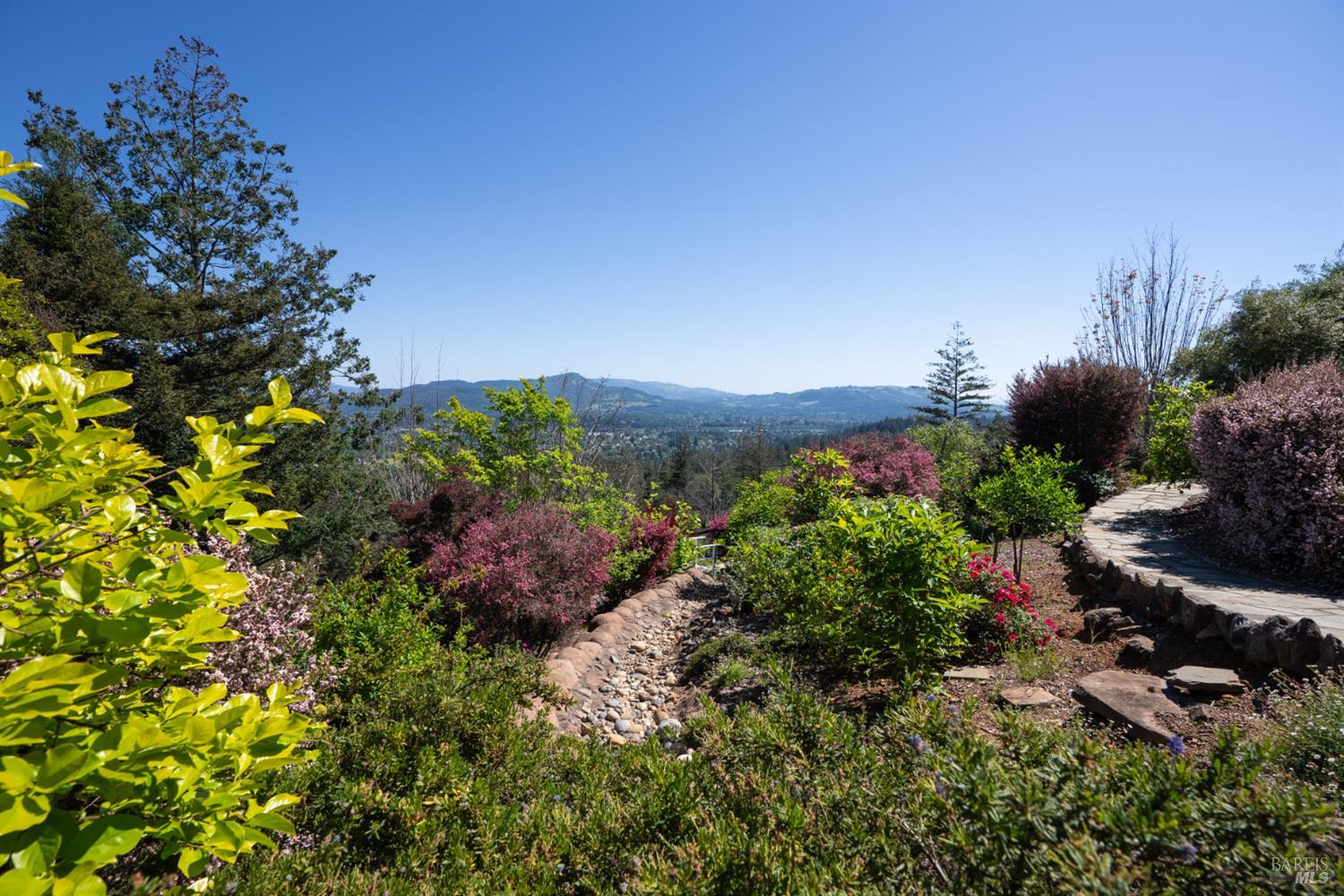 3682 Rocky Knoll Way Santa Rosa CA 95404