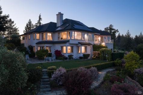 3682 Rocky Knoll Way Santa Rosa CA 95404