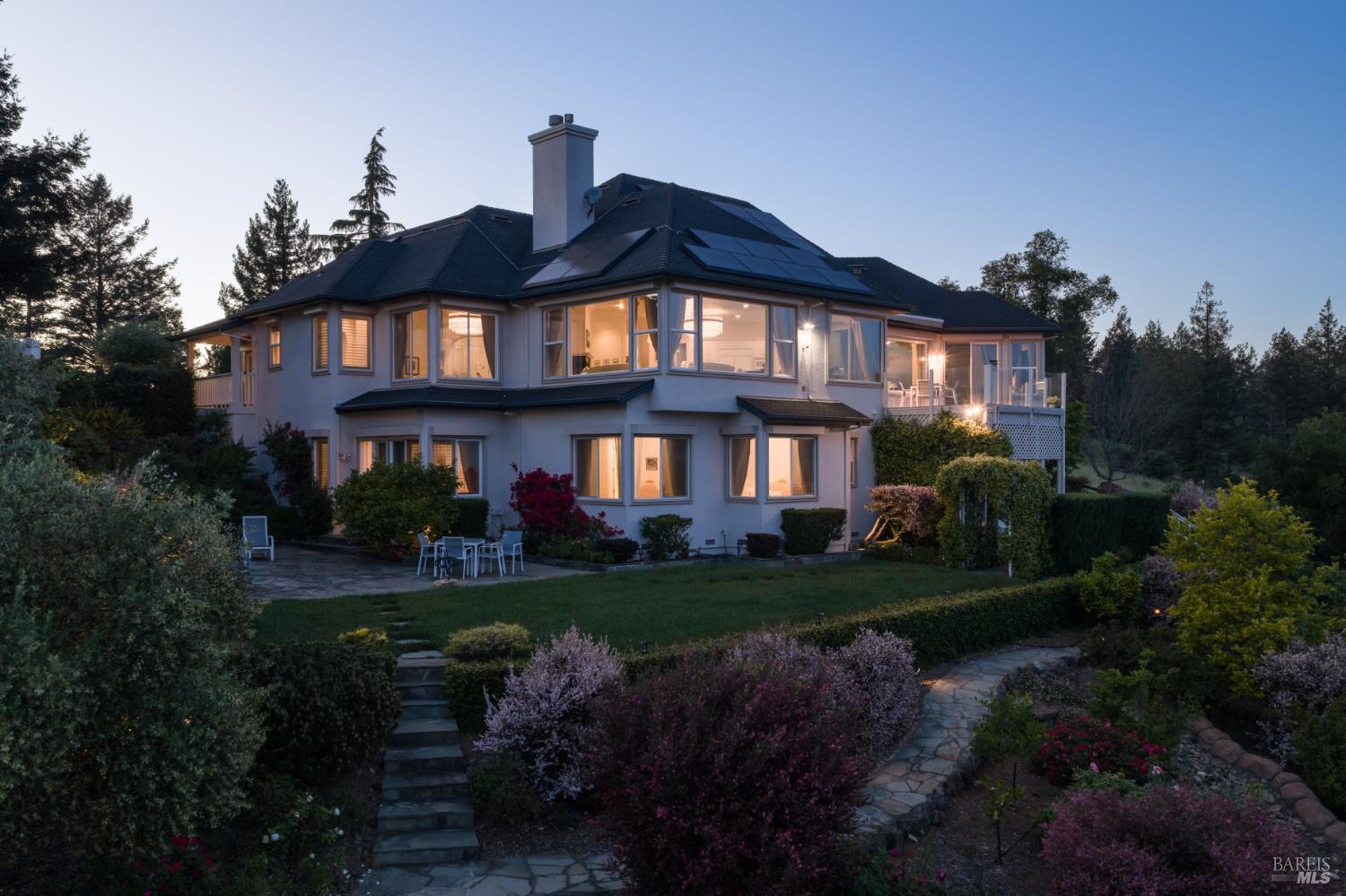 3682 Rocky Knoll Way Santa Rosa CA 95404