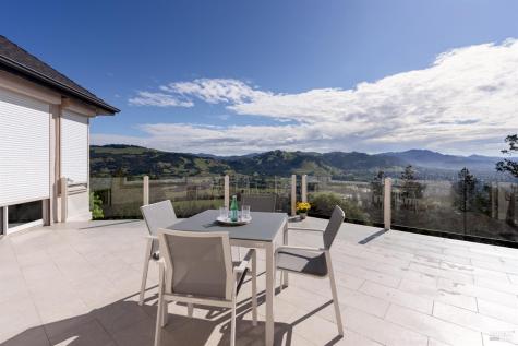 3682 Rocky Knoll Way Santa Rosa CA 95404