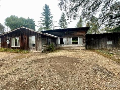 630 E School Way Redwood Valley CA 95470
