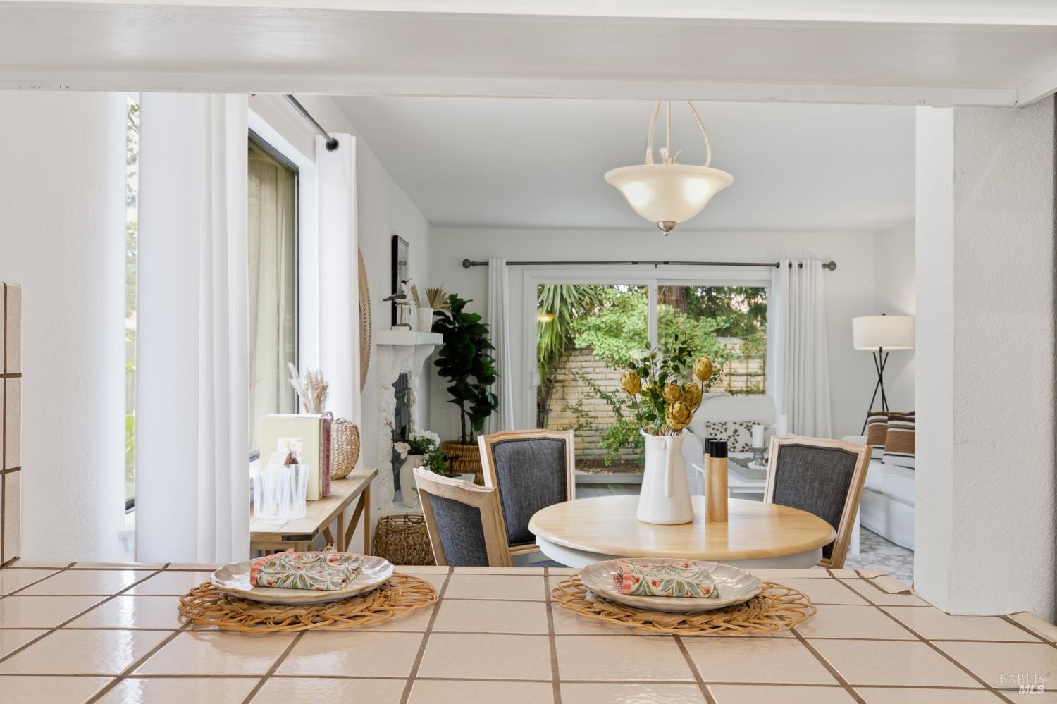 903 Hacienda Circle Rohnert Park CA 94928