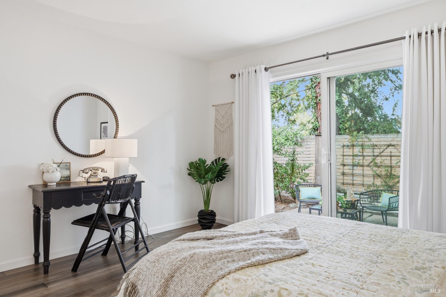 903 Hacienda Circle Rohnert Park CA 94928