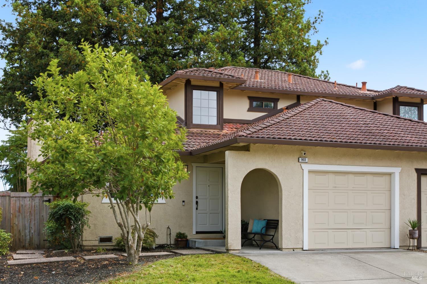 903 Hacienda Circle Rohnert Park CA 94928