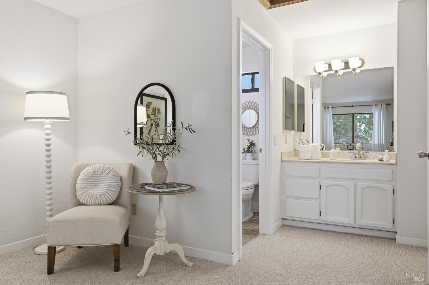 903 Hacienda Circle Rohnert Park CA 94928