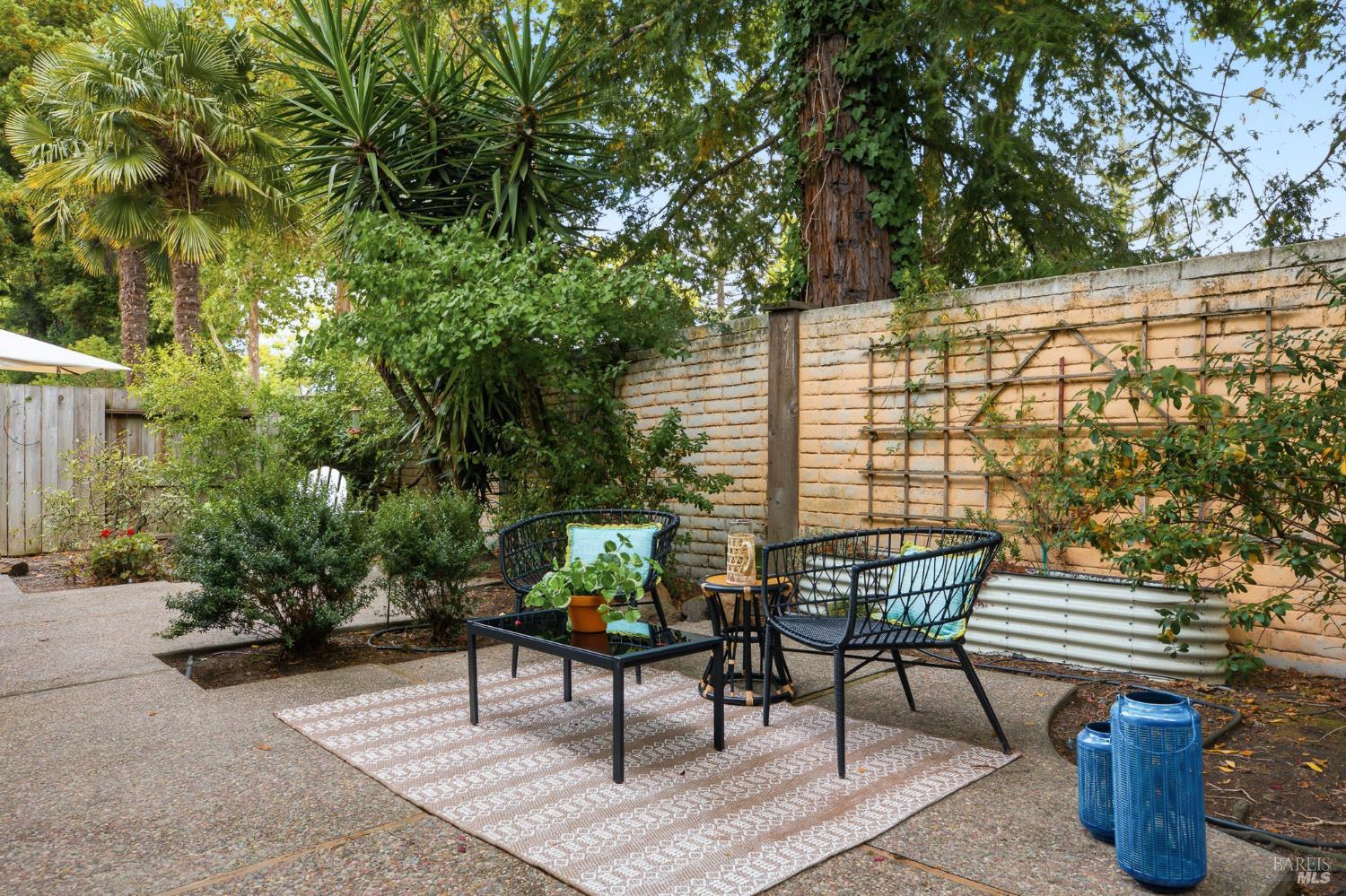 903 Hacienda Circle Rohnert Park CA 94928