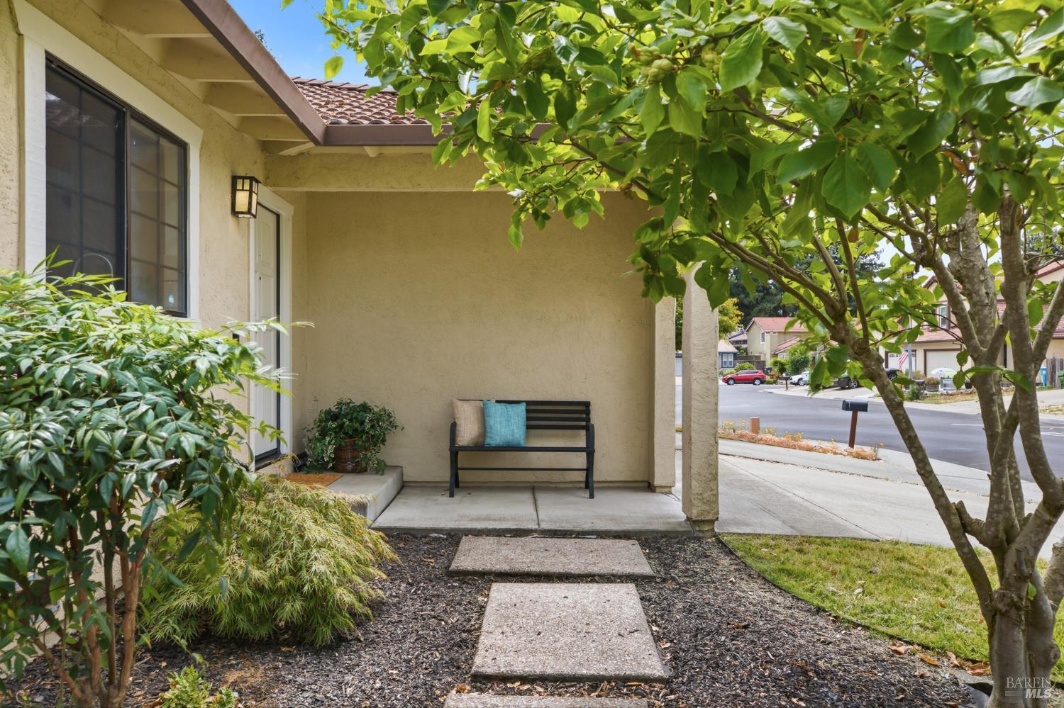 903 Hacienda Circle Rohnert Park CA 94928