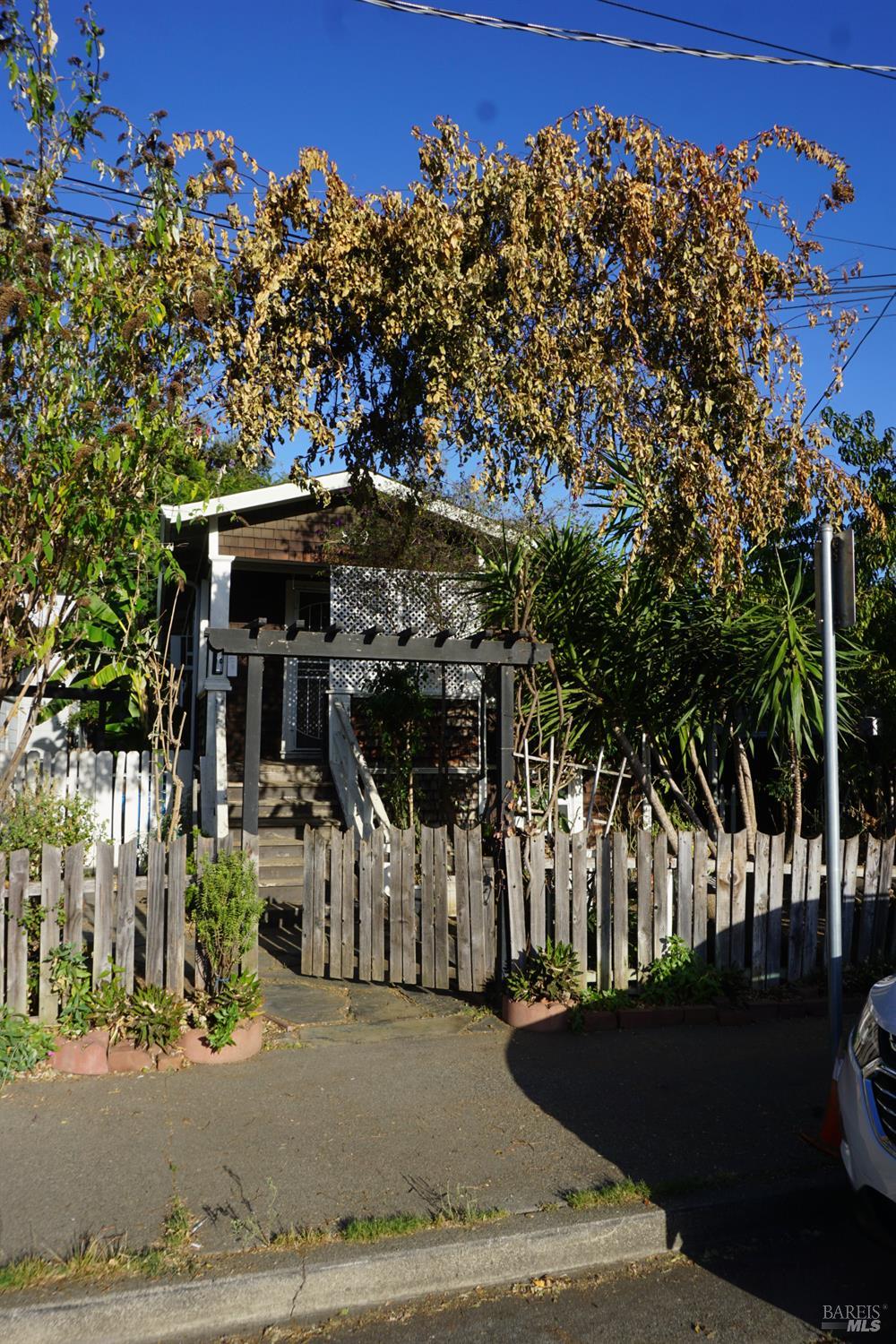 819 Monterey Street Vallejo CA 94590