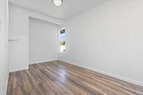 752 Lindsay Avenue Rohnert Park CA 94928