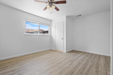 752 Lindsay Avenue Rohnert Park CA 94928