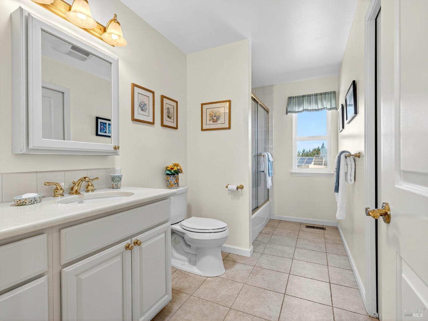 5650 High Point Road Willits CA 95490