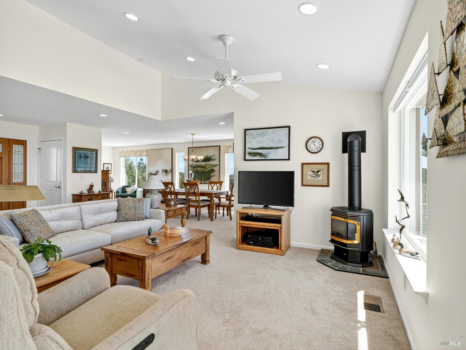 5650 High Point Road Willits CA 95490
