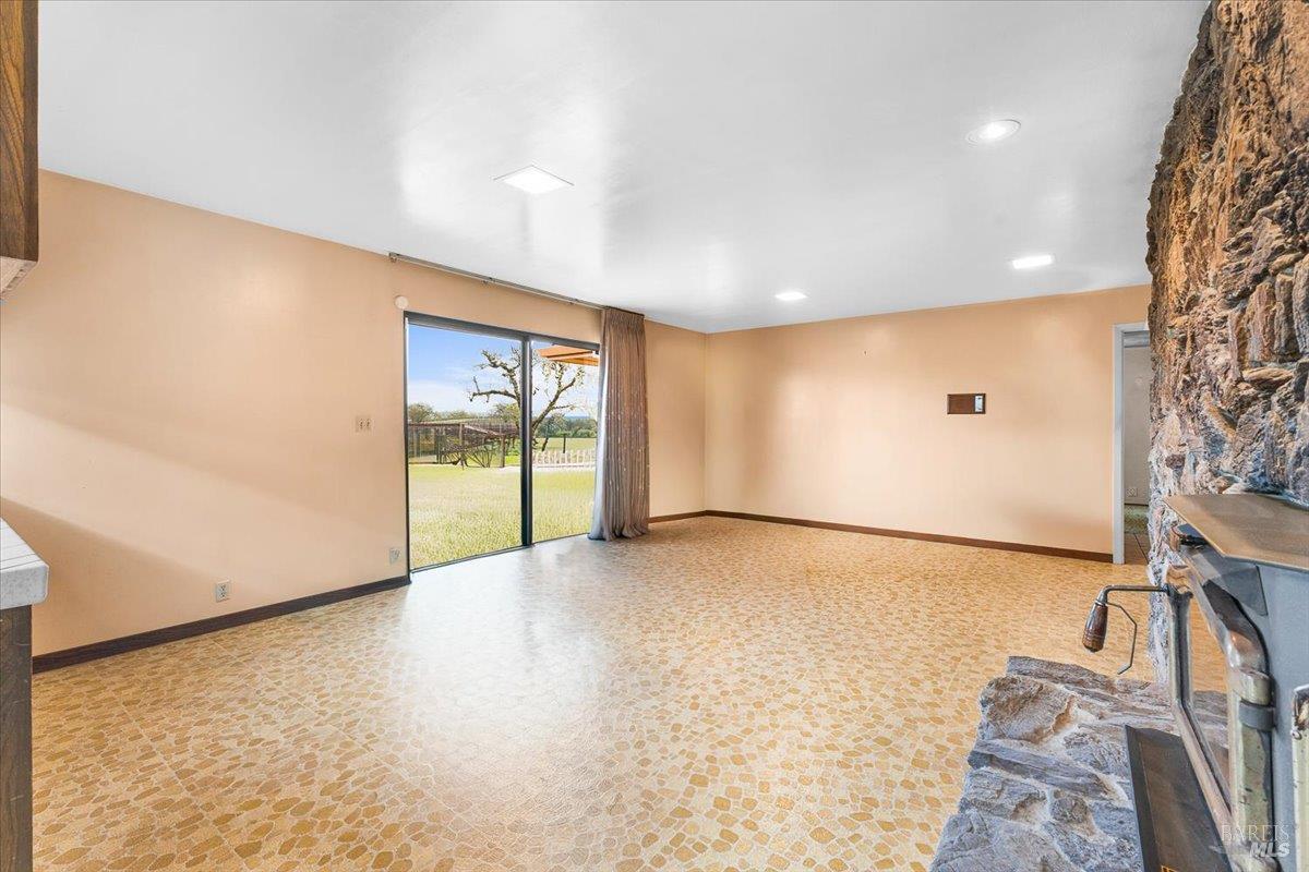 2062 Woolsey Road Fulton CA 95439