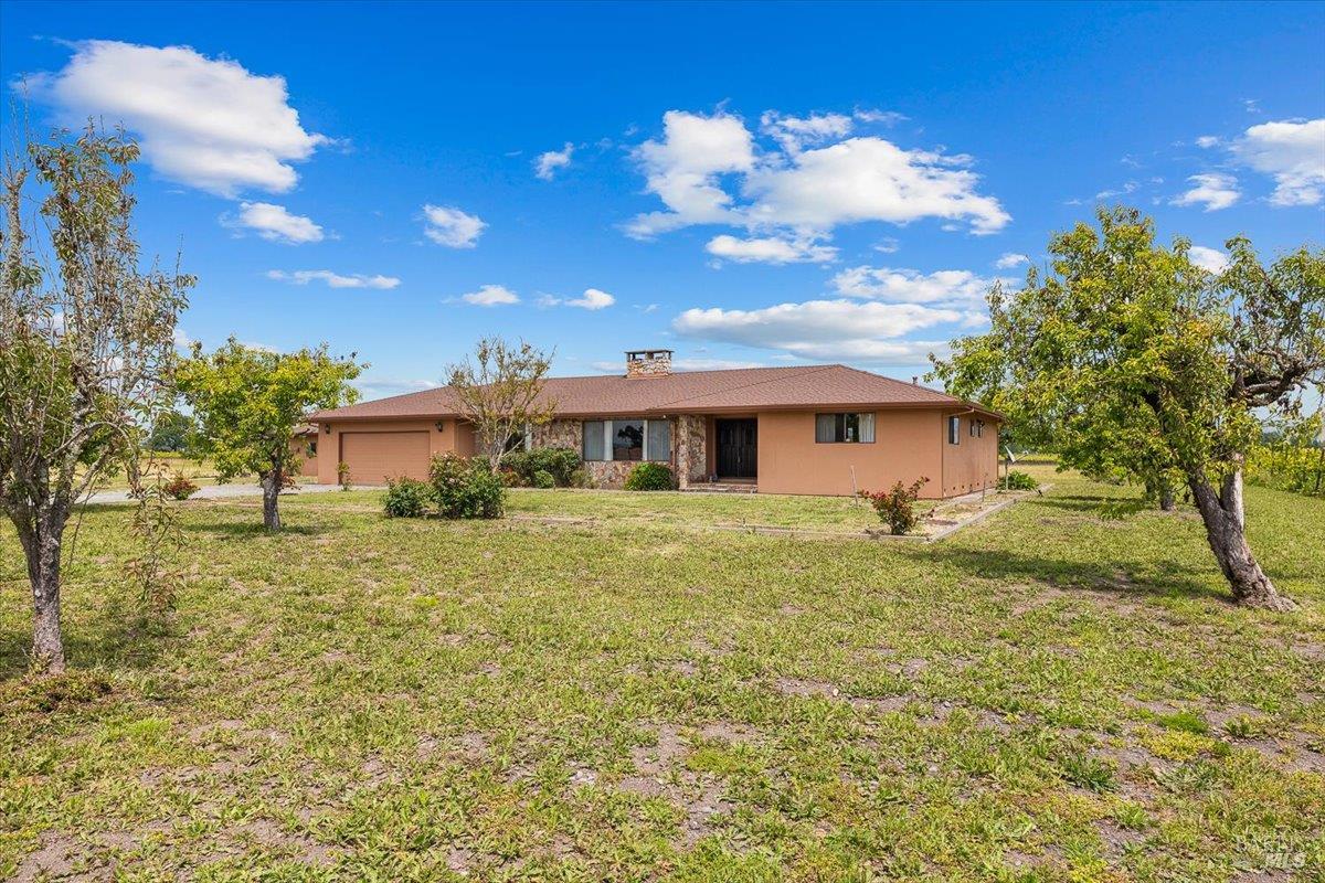 2062 Woolsey Road Fulton CA 95439