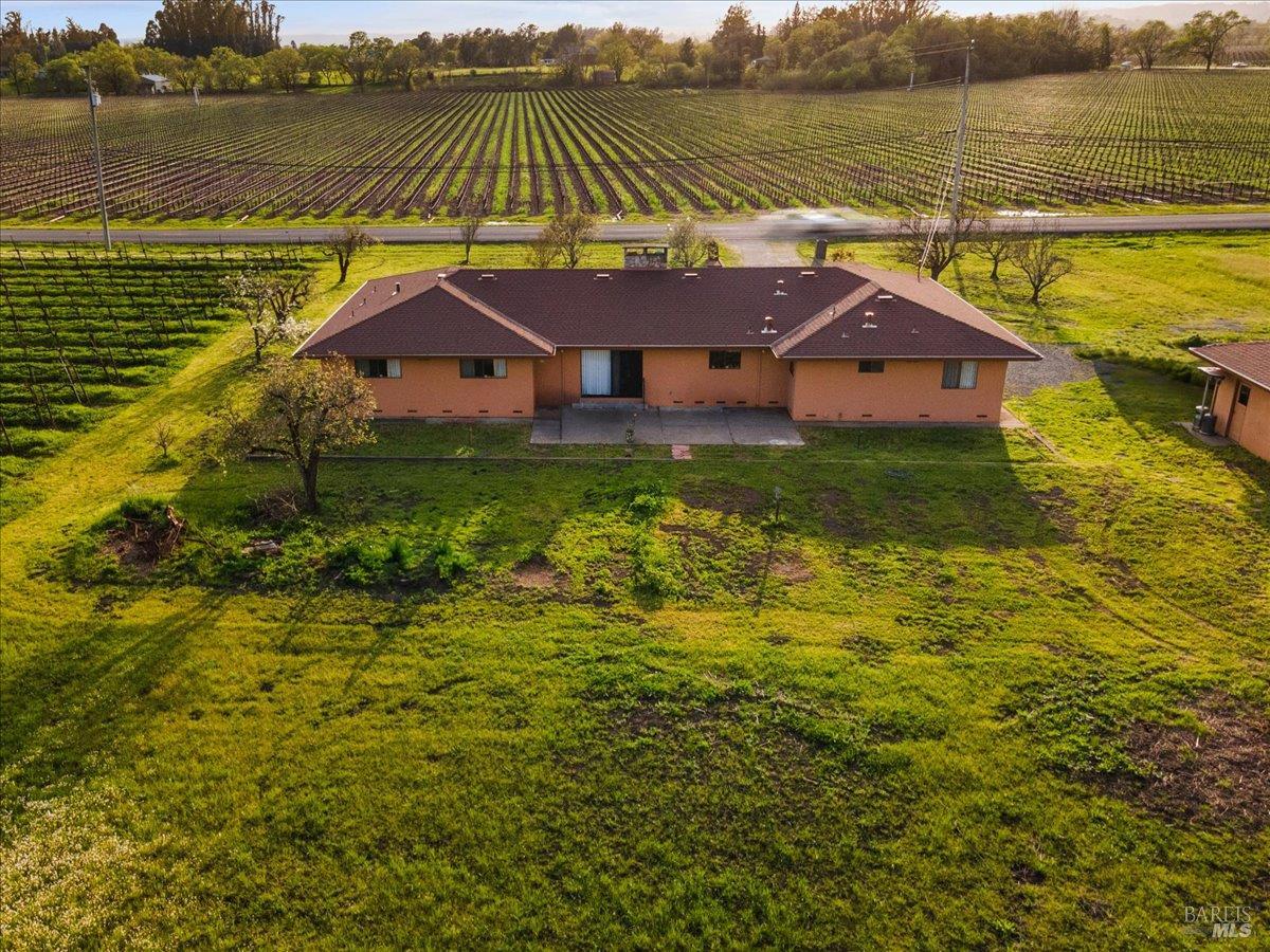 2062 Woolsey Road Fulton CA 95439
