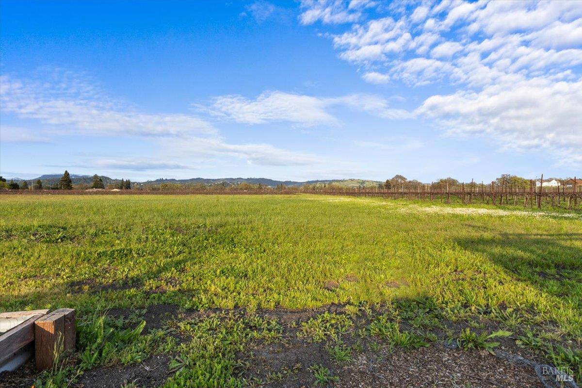 2062 Woolsey Road Fulton CA 95439
