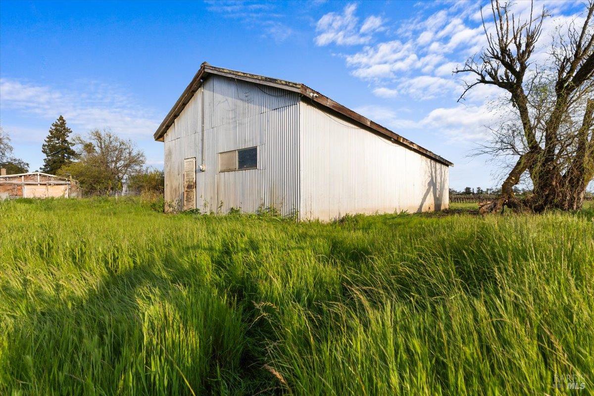 2062 Woolsey Road Fulton CA 95439
