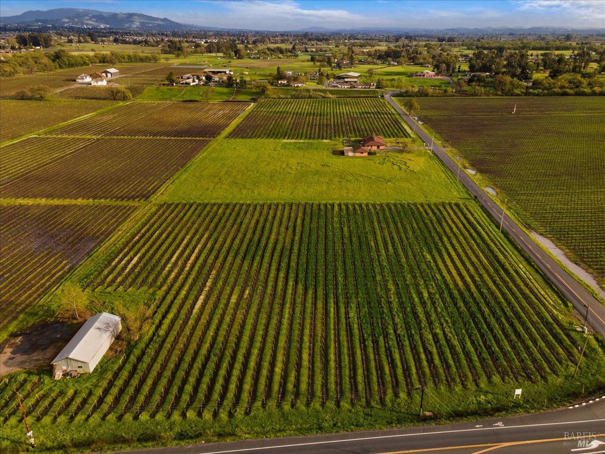 2062 Woolsey Road Fulton CA 95439