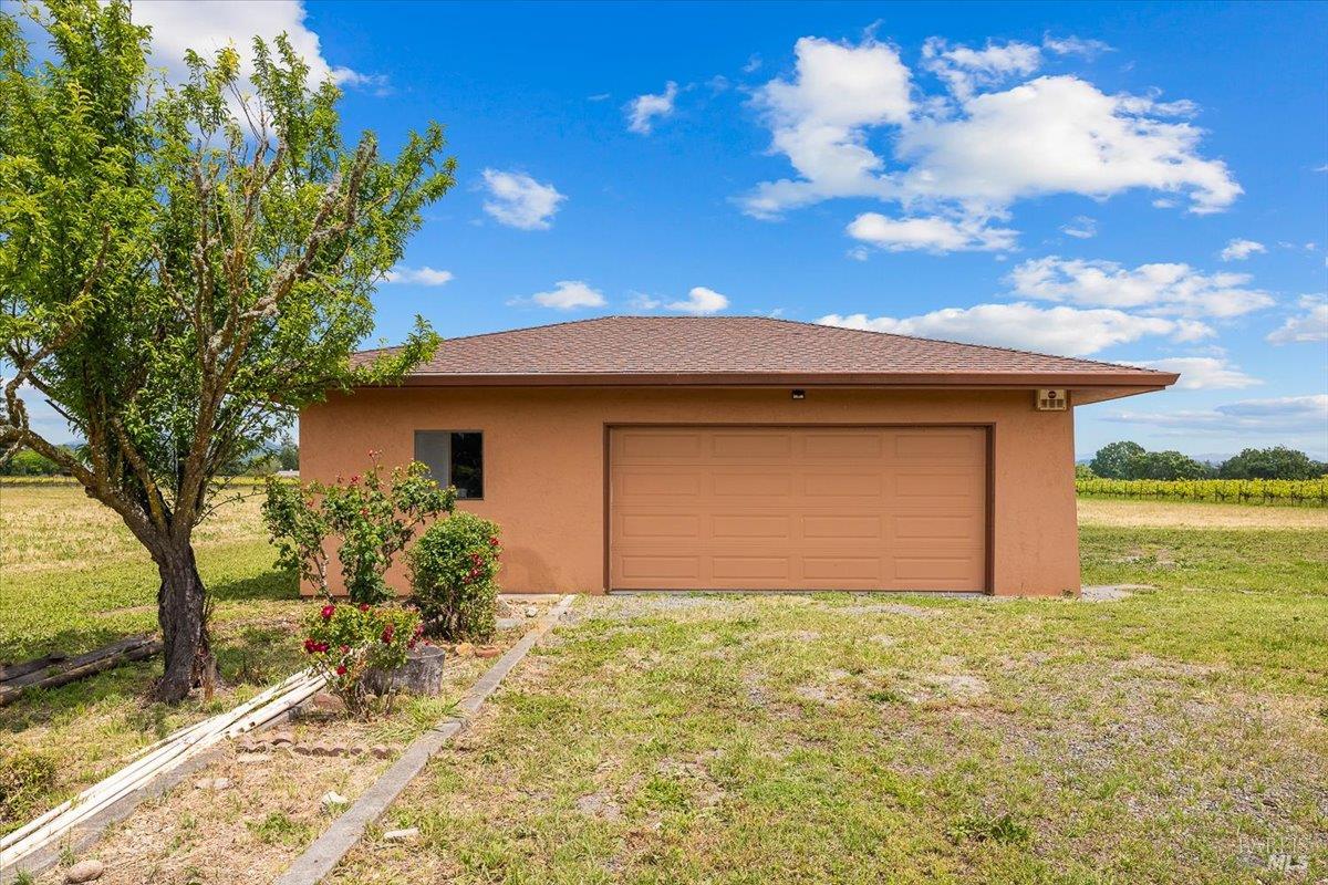 2062 Woolsey Road Fulton CA 95439