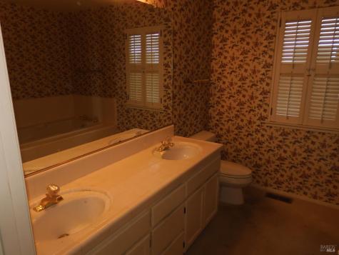 356 Singing Brook Circle Santa Rosa CA 95409