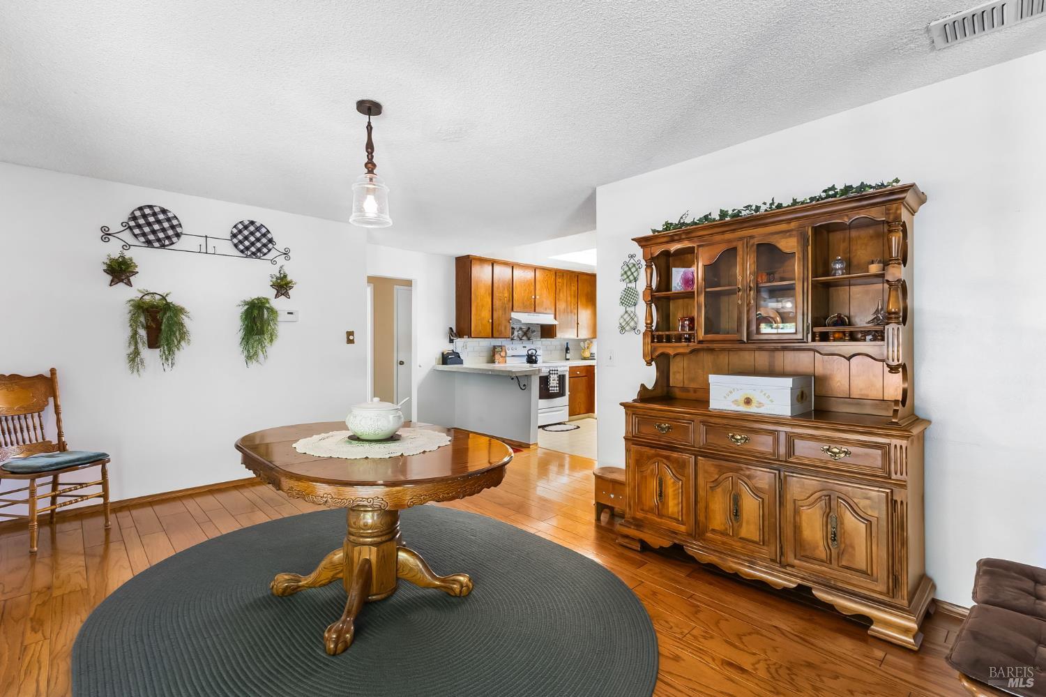 1172 Cayetano Drive Napa CA 94559