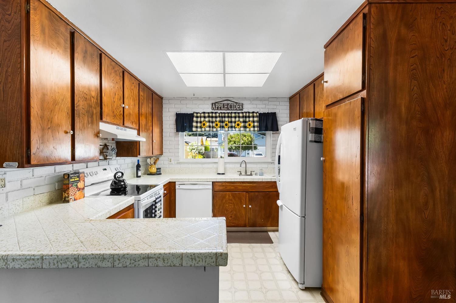 1172 Cayetano Drive Napa CA 94559