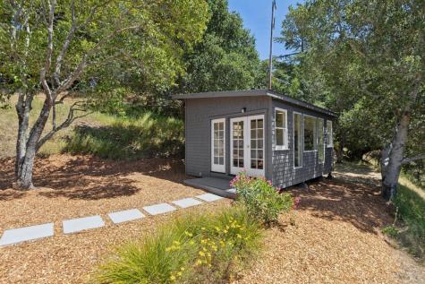 25 Brushwood Lane Greenbrae CA 94904