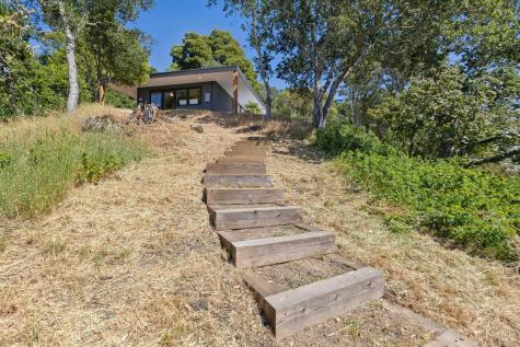 25 Brushwood Lane Greenbrae CA 94904