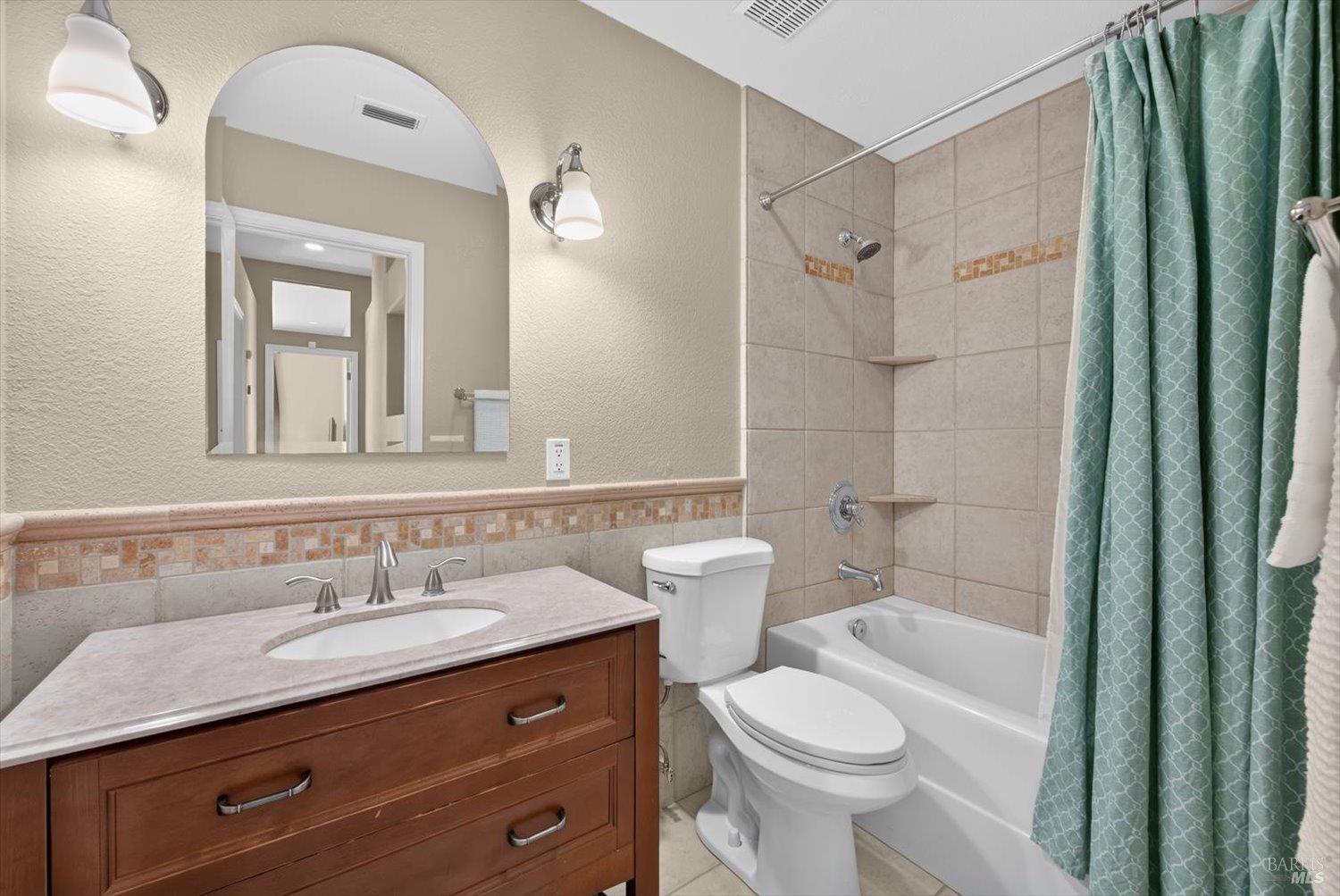 625 Blossom Oak Court Vacaville CA 95688