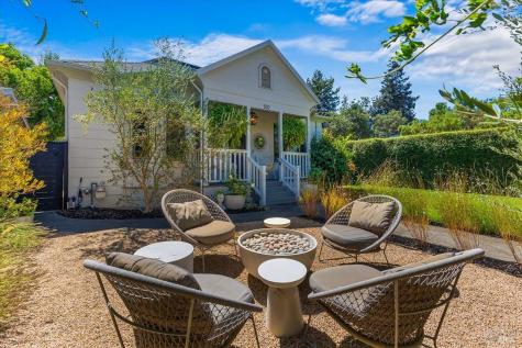532 Matheson Street Healdsburg CA 95448
