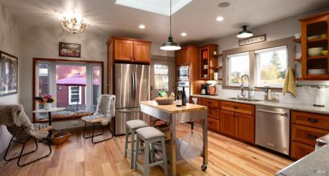 4605 Gravenstein Highway N Sebastopol CA 95472