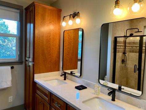 4605 Gravenstein Highway N Sebastopol CA 95472