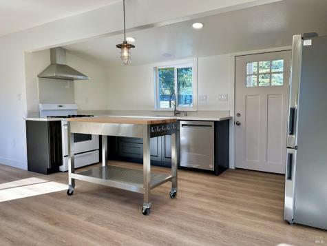 4605 Gravenstein Highway N Sebastopol CA 95472